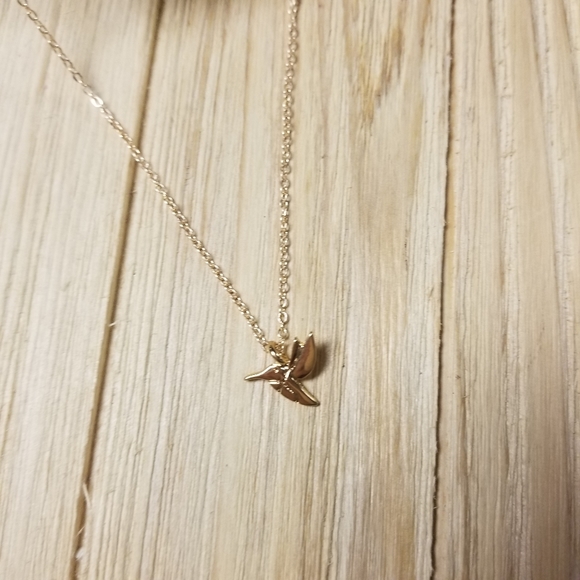 🕊Gorgeous Life is Beautiful Hummingbird Necklace - Picture 8 of 8